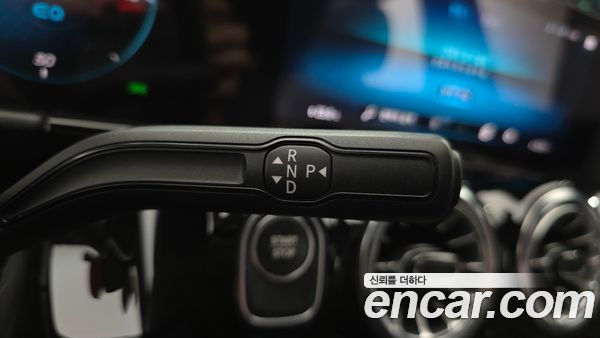 Mercedes-Benz EQA 2022, фото 11