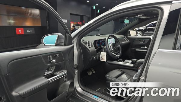 Mercedes-Benz EQA 2022, фото 12