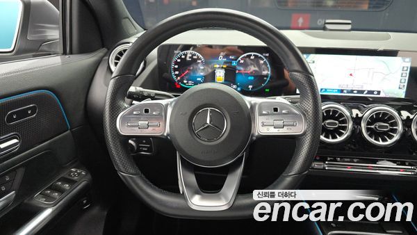 Mercedes-Benz EQA 2022, фото 18