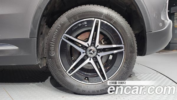 Mercedes-Benz EQA 2022, фото 6