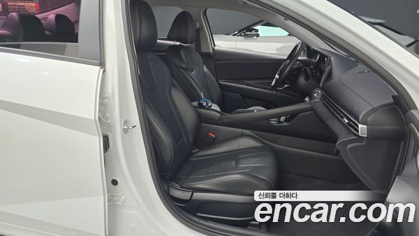 Hyundai Elantra 2021, фото 15