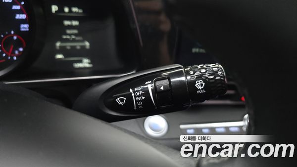 Hyundai Elantra 2021, фото 28