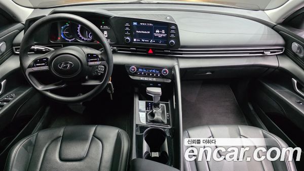 Hyundai Elantra 2021, фото 7