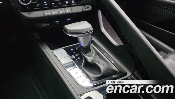 Hyundai Elantra 2021, фото 9