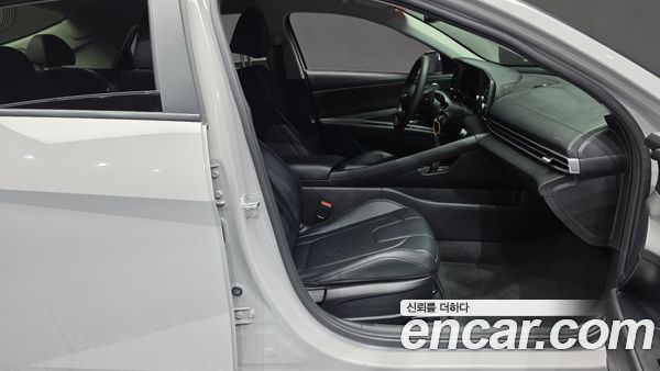 Hyundai Elantra 2021, фото 11