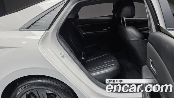 Hyundai Elantra 2021, фото 12