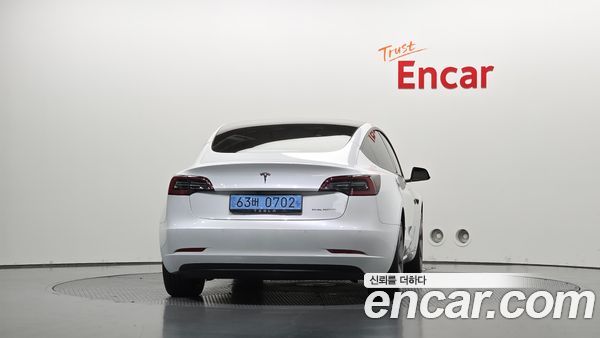 Tesla Model 3 2022, фото 4