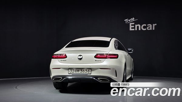 Mercedes-Benz E-Class 2021, фото 4