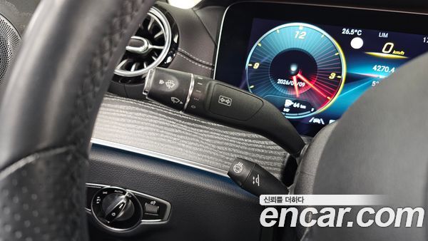 Mercedes-Benz E-Class 2021, фото 30