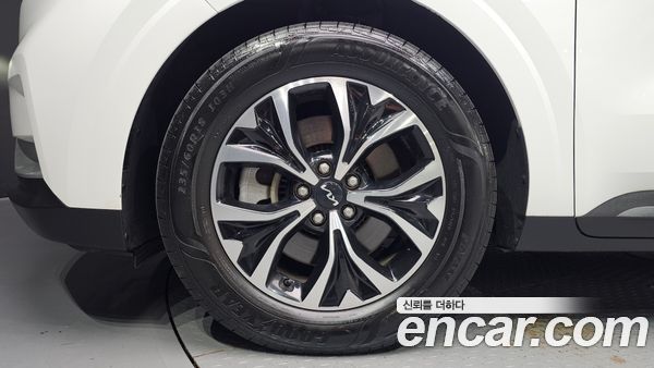 Kia Carnival 2023, фото 5