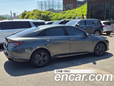 Hyundai Elantra 2022, фото 5