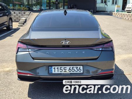 Hyundai Elantra 2022, фото 6