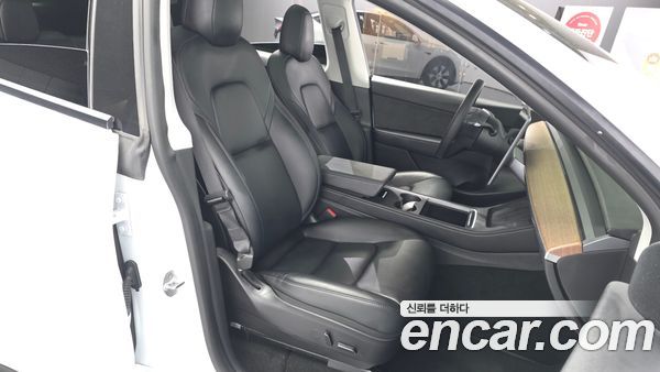 Tesla Model Y 2022, фото 15