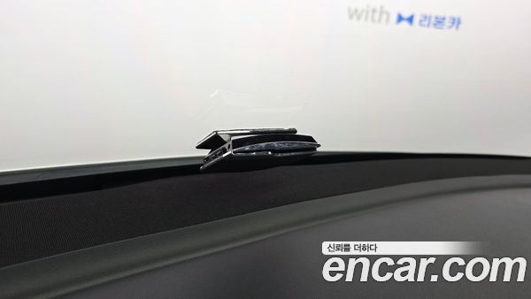 Tesla Model Y 2022, фото 28