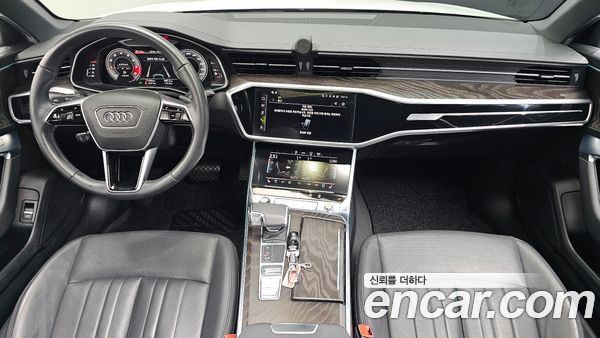 Audi A6 2021, фото 10
