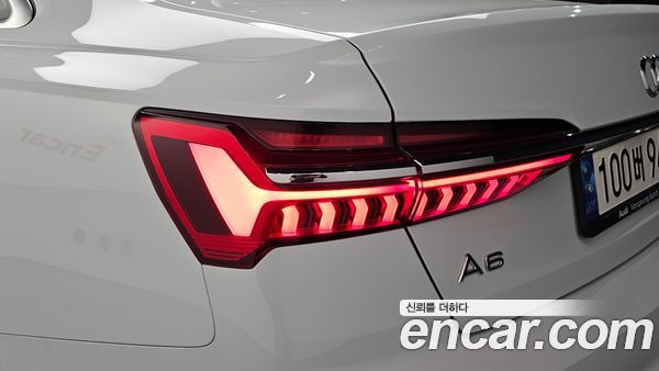 Audi A6 2021, фото 9