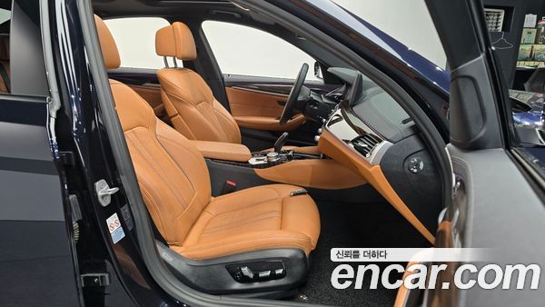 BMW 5 Series 2021, фото 16