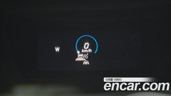 Mercedes-Benz E-Class 2023, фото 31