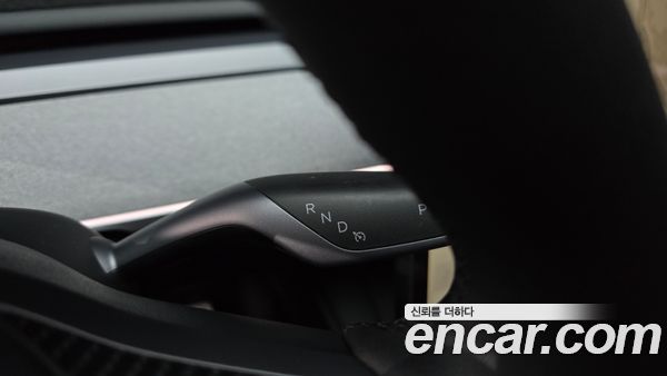 Tesla Model Y 2024, фото 11