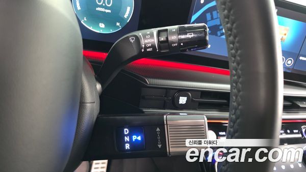 Hyundai Santa Fe 2025, фото 9