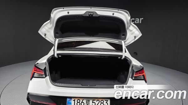 Hyundai Elantra 2025, фото 20