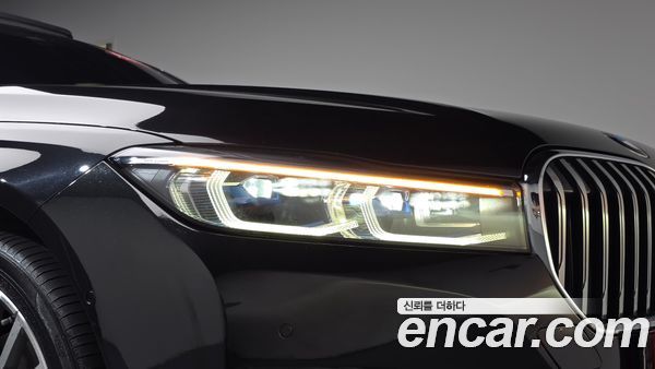 BMW 7 Series 2020, фото 7