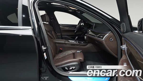 BMW 7 Series 2020, фото 15