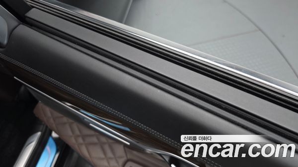BMW 7 Series 2020, фото 28