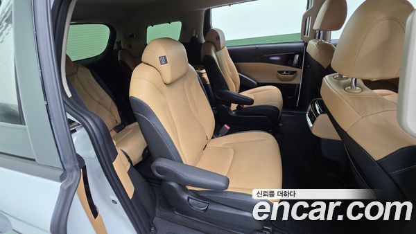 Kia Carnival 2022, фото 18