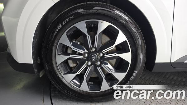Kia Carnival 2021, фото 5