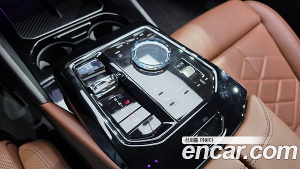 BMW 5 Series 2024, фото 14