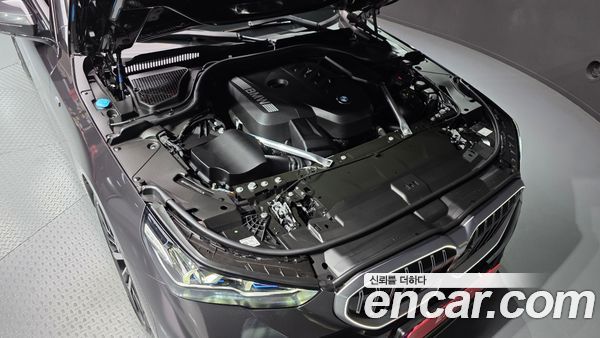 BMW 5 Series 2024, фото 20