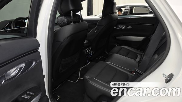 Genesis GV70 2022, фото 16