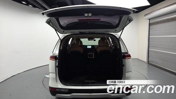 Kia Carnival 2023, фото 25