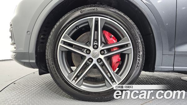 Audi SQ5 2020, фото 5