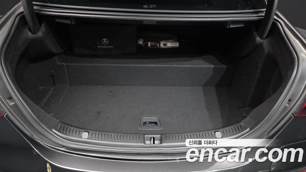 Mercedes-Benz E-Class 2021, фото 26