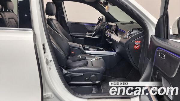 Mercedes-Benz GLB 2022, фото 16