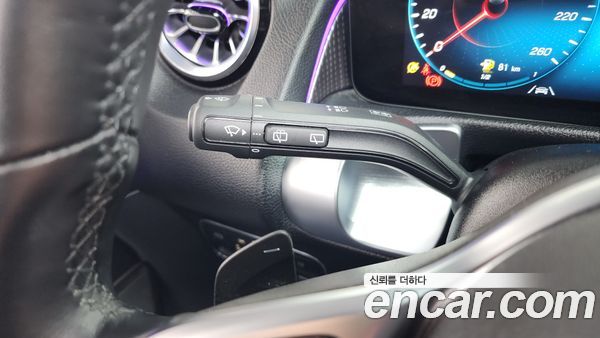 Mercedes-Benz GLB 2022, фото 31
