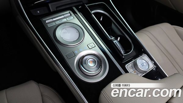 Genesis GV80 2020, фото 11