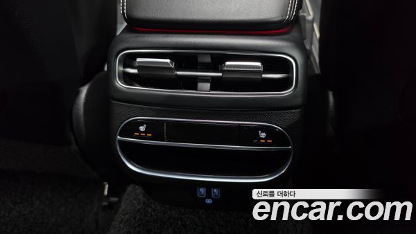 Genesis GV70 2021, фото 31
