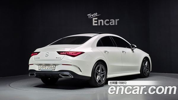 Mercedes-Benz CLA 2024, фото 2