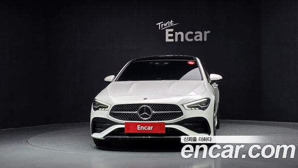 Mercedes-Benz CLA 2024, фото 3