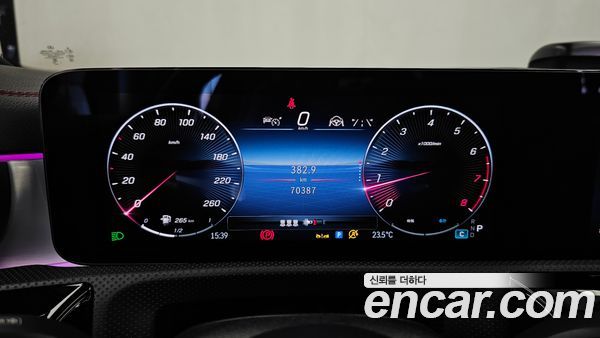 Mercedes-Benz CLA 2024, фото 8