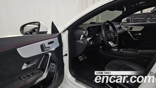 Mercedes-Benz CLA 2024, фото 10