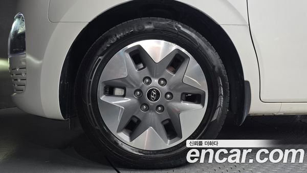 Hyundai Staria 2023, фото 4