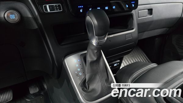Hyundai Staria 2023, фото 11