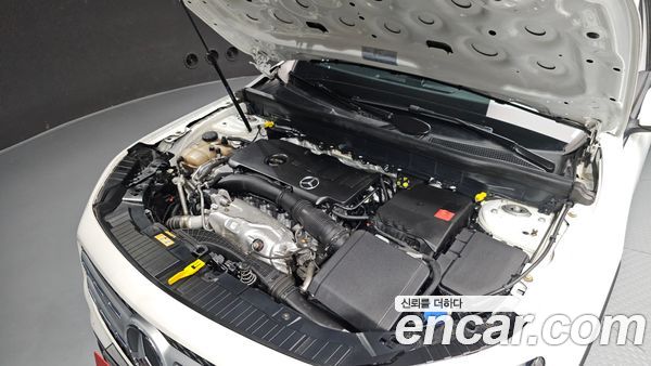 Mercedes-Benz GLB 2021, фото 5
