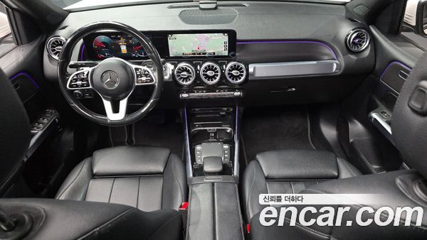 Mercedes-Benz GLB 2021, фото 9