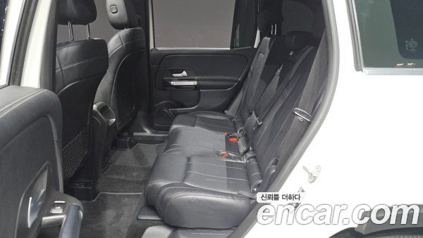 Mercedes-Benz GLB 2021, фото 17