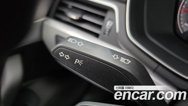 Audi A4 2020, фото 31